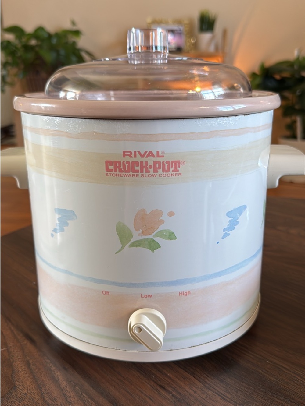 Rival Crock-Pot Stoneware Slow Cooker in Soft Pink Floral